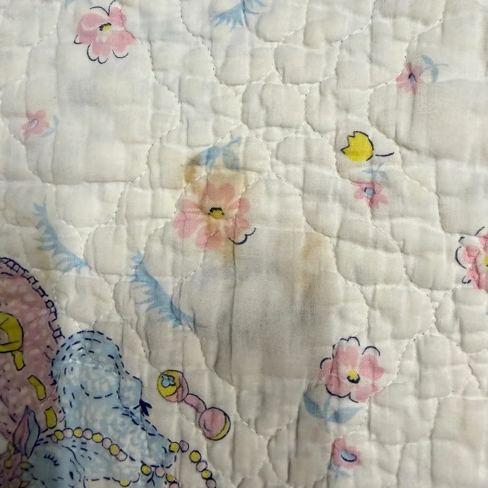 Quiltex Baby Blanket Infant White 1950s Vintage Poodle Print Quilted Ruffle READ